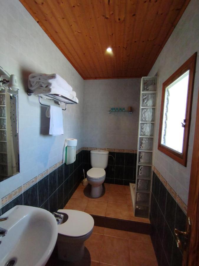 Hostal Restaurant Paca Riumar Extérieur photo